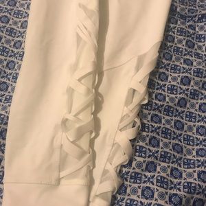 Fabletics Pants - Fabletics High-Waisted Mesh Powerhold 7/8 Leggings Fabletics Pants - Fabletics High-Waisted Mesh Powerhold 7/8 Leggings